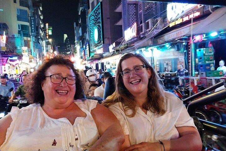 Excursão em Ho Chi Minh City em ex-Jeep/Car