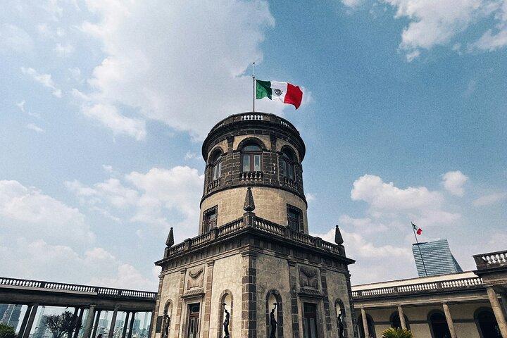 Chapultepec Walking Tour in Mexico City