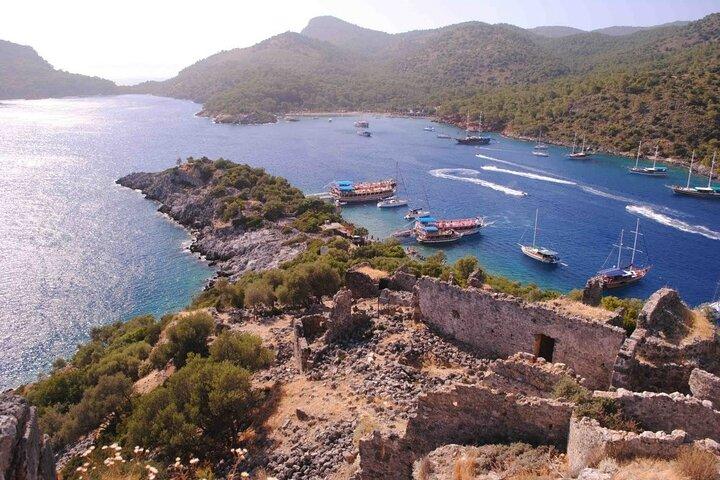 Butterfly Valley Boat Trip & 6 Bays Cruise from Fethiye, Ölüdeniz