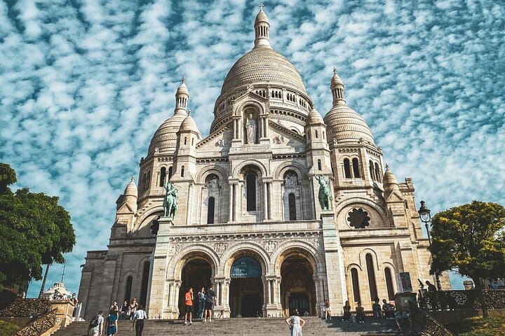 Montmatre Walking Tour