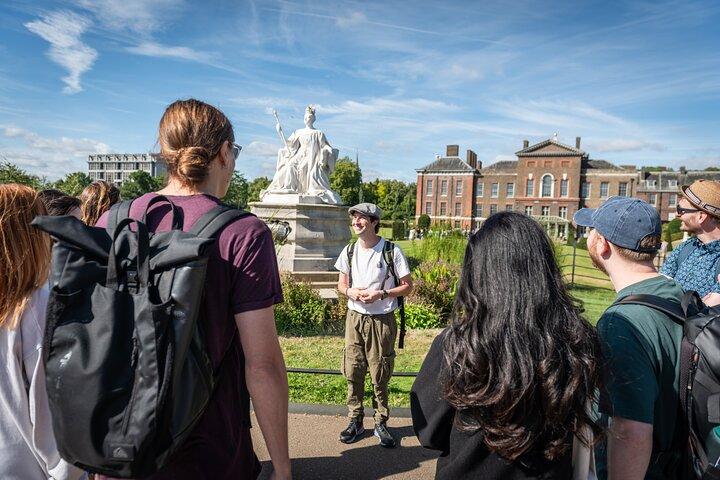 Besuchen Sie den Kensington Palace und den 3-stündigen Westminster-Rundgang