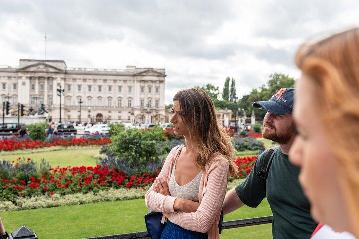 ロンドンの宮殿と議会ツアー（20以上のロンドンのトップ観光スポットをご覧ください）