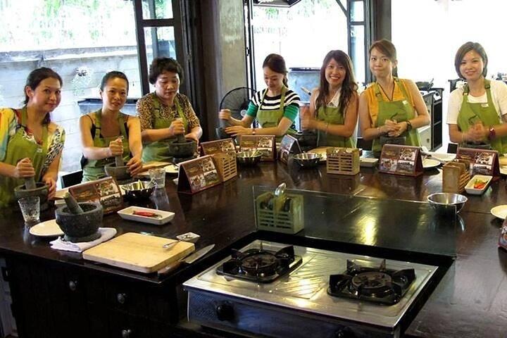 Escola de Culinária Tailandesa: Classe de culinária autêntica