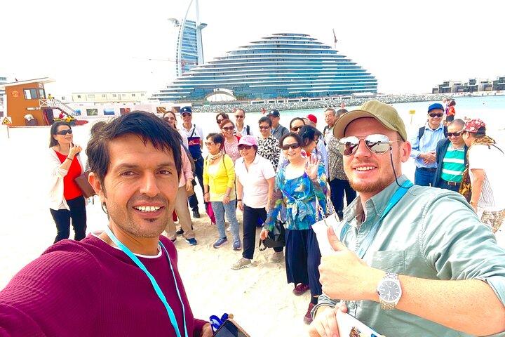 Fra Sharjah til Dubai Full Day Private City Tour