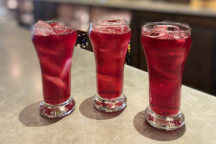Tour gastronomico privato di Juneau: degustazioni di cibi e bevande locali dell'Alaska