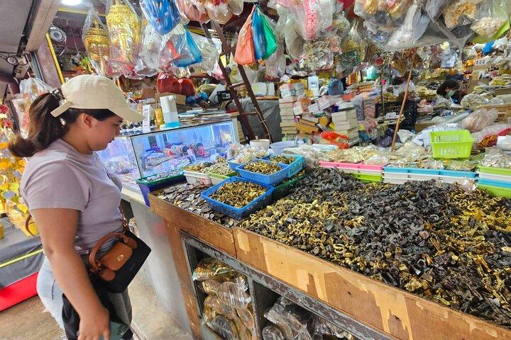 Passeio a pé pelos 3 templos notáveis em Bangkok