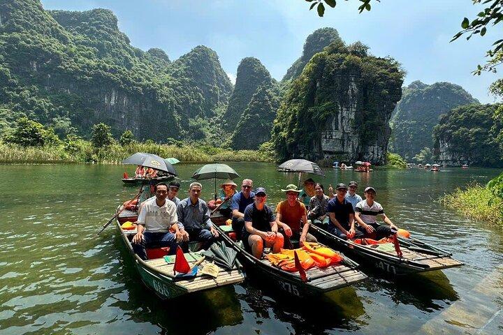 Trang An Boat Trip Hoa Lu og Mua Cave Small-Group Dagstur