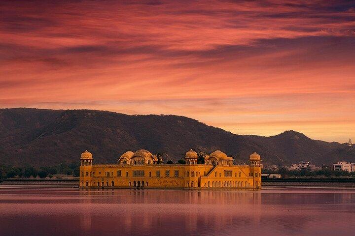 Jaipur Full Day Sightseeing Private Tour