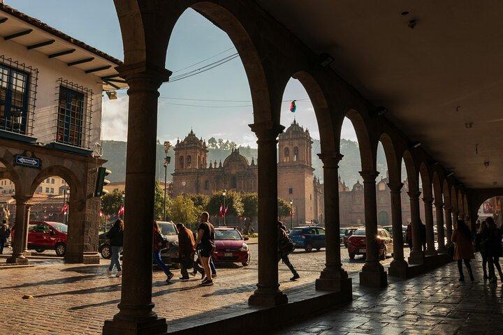 Cusco: Cultural & Historic Walking Tour with Local Drinks