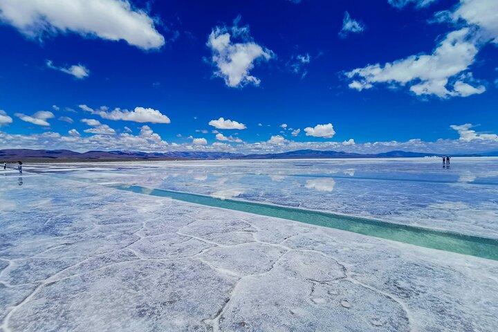 アルゼンチン北部 4 つの目的地を巡る 4 日間