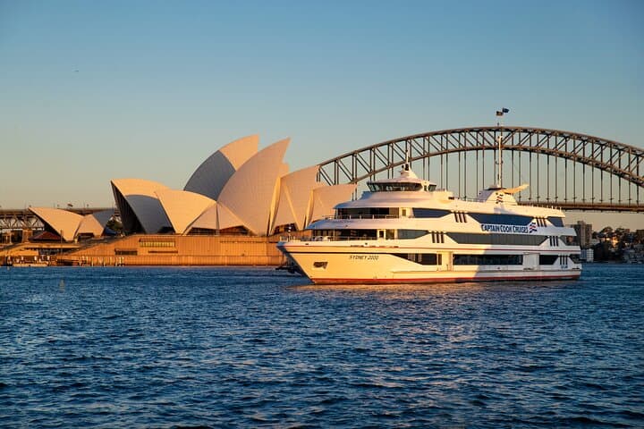 Sydney Harbour Gourmet Gold Dinner Cruise from Circular Quay