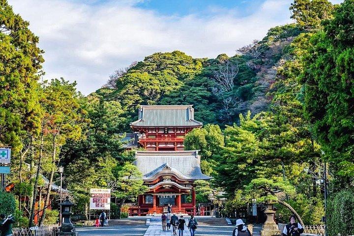 Walk & Drive - KAMAKURA DEEP TOUR see more w/ a certified guide