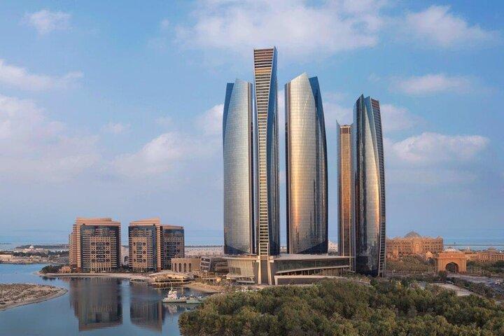De Dubai: Abu Dhabi Heritage Tour, Qasr Al Watan, Grande Mesquita