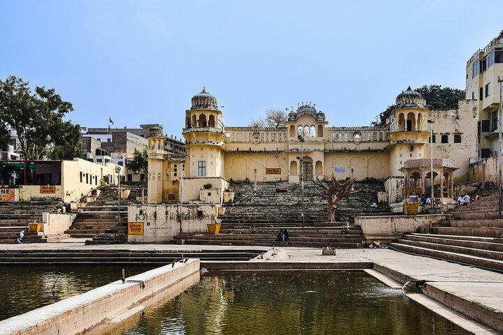 Private ganztägige Udaipur Sightseeing Tour mit Guide