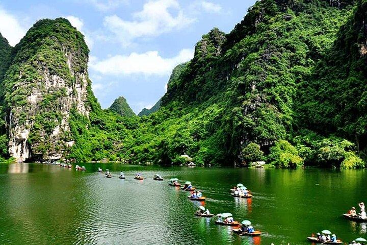 Hoa Lu, Trang An und Mua Cave Tagestour
