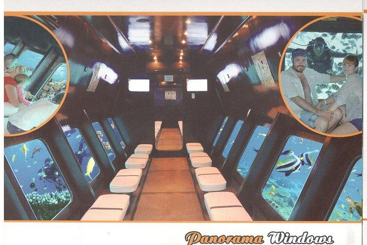 グラスボート潜水艦-リーフエクスプローラー