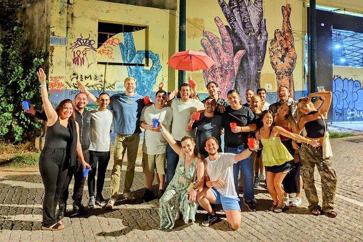 Athens Party Pub Crawl w / 1 hora de barra libre y discoteca VIP Acceso