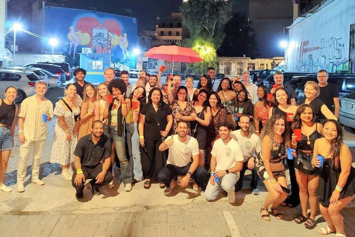 Athens Party Pub Crawl w / 1 hora de barra libre y discoteca VIP Acceso