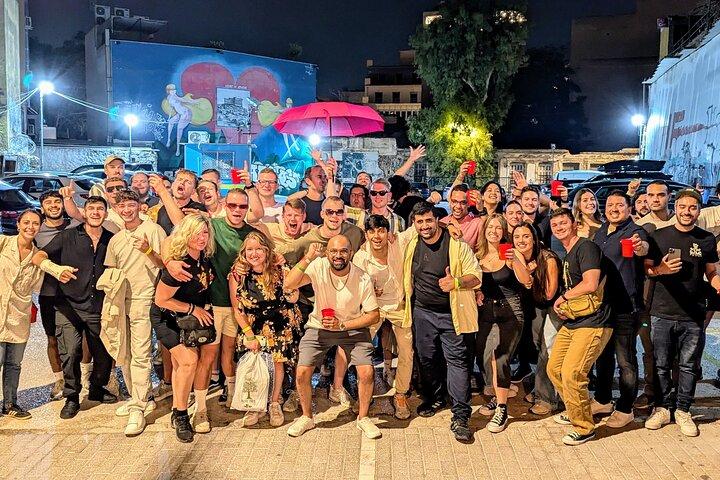 Athens Party Pub Crawl w / 1 hora de barra libre y discoteca VIP Acceso