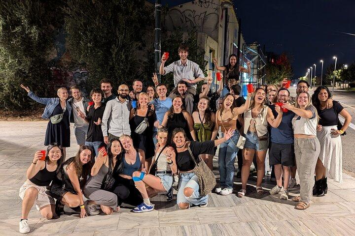 Athens Party Pub Crawl w / 1 hora de barra libre y discoteca VIP Acceso