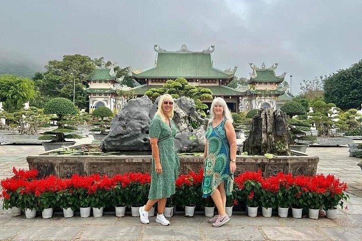 ダナンから：レディブッダ、大理石の山々＆ホイアンナイトツアー