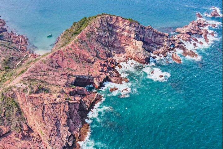 Excursão de Island Hopping em Flaming Red Coast, Geopark de Hong Kong
