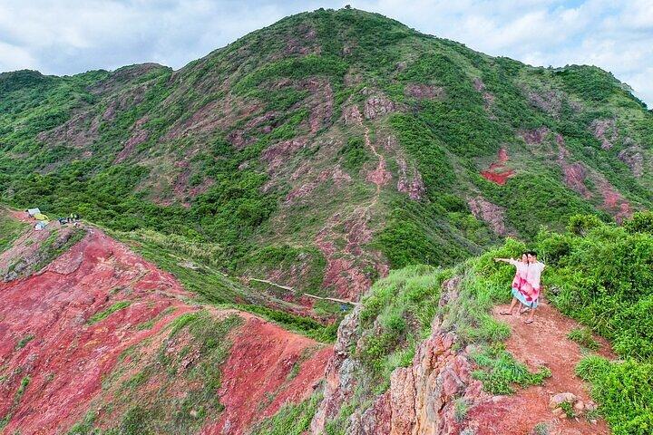 燃え盛る紅海岸、香港ジオパークでのアイランドホッピングツアー