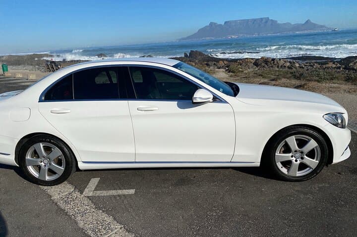 Cape Town Premier Airport Transfer with Meet & Greet