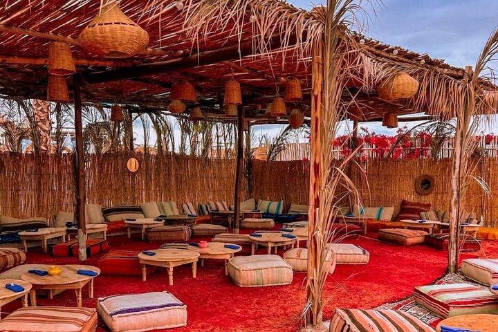 Agafay Desert dinner show with camel ride
