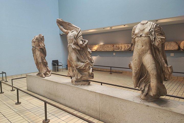 大英博物館プライベートツアー：古代デーモンと時代を超えた美しさ