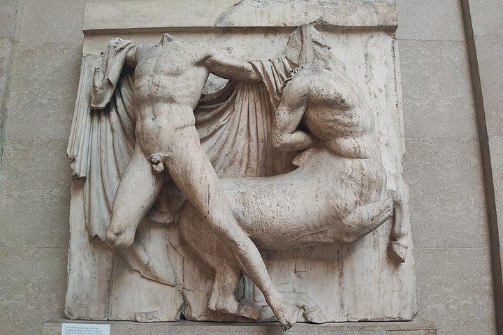 大英博物館プライベートツアー：古代デーモンと時代を超えた美しさ
