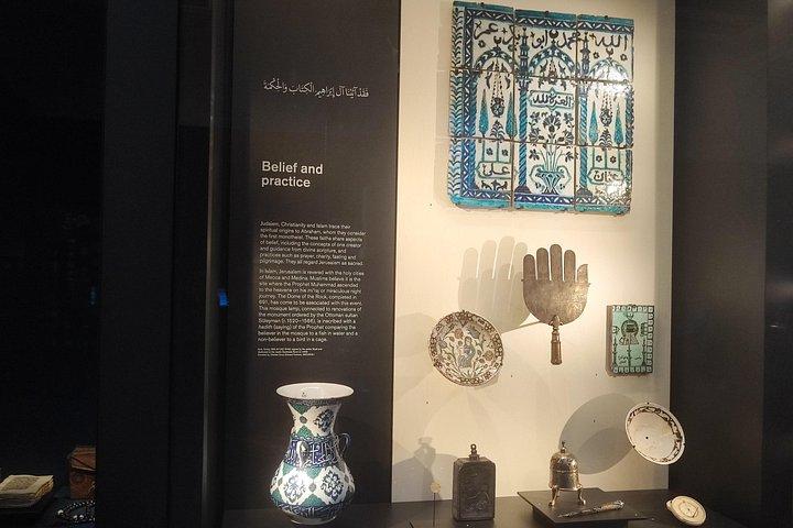 大英博物館プライベートツアー：古代デーモンと時代を超えた美しさ