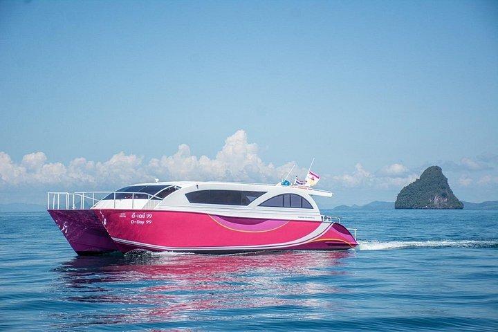 プーケットからピピ島＆アイランズへの豪華スピードボート終日クルーズ