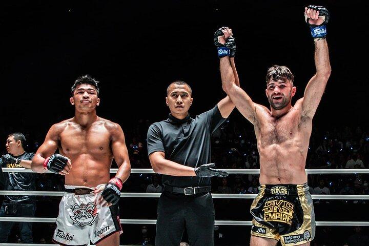 Lumpinee Stadium Muay Thai Fight Night