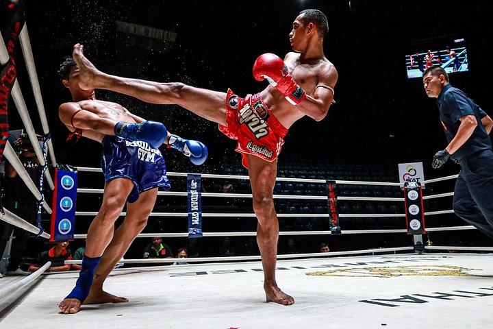 Lumpinee Stadium Muay Thai Fight Night