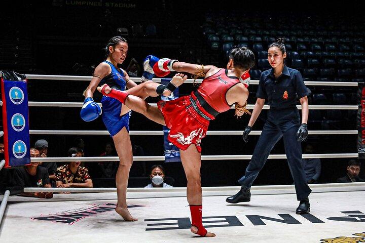 Lumpinee Stadium Muay Thai Fight Night