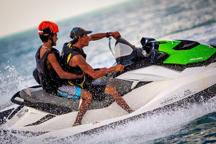 Hoog Adrenaline Watersport Pakket vanuit Koh Samui