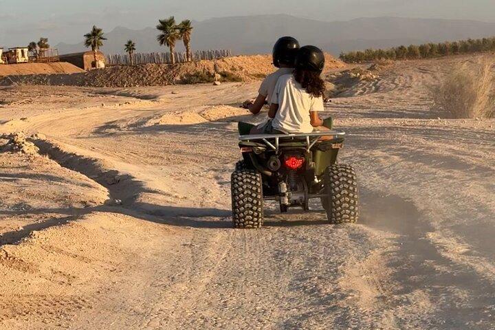 Deserto di Agafay, 2H di Quad, tè e trasferimento da Marrakech