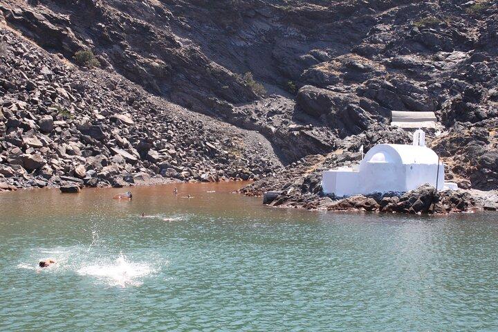 Santorini - Vulcão e fontes quentes