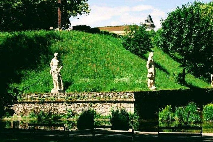 Vienna: Private tour to Graz