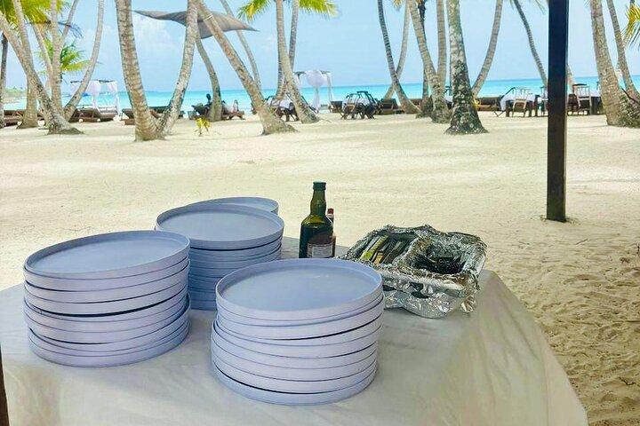 Excursão de dia inteiro à Ilha Saona com almoço buffet, paella e bar aberto