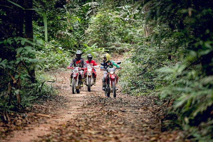 コサムーイ：エンデューロバイク少人数アドベンチャーライド