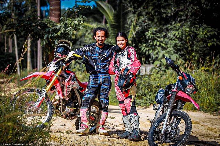 コサムーイ：エンデューロバイク少人数アドベンチャーライド