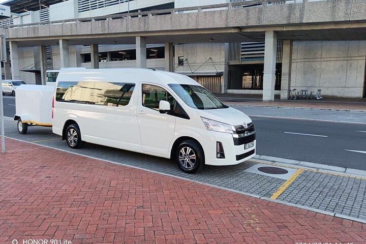 Private Group 4-12 passengers Cape Town Airport Transfers