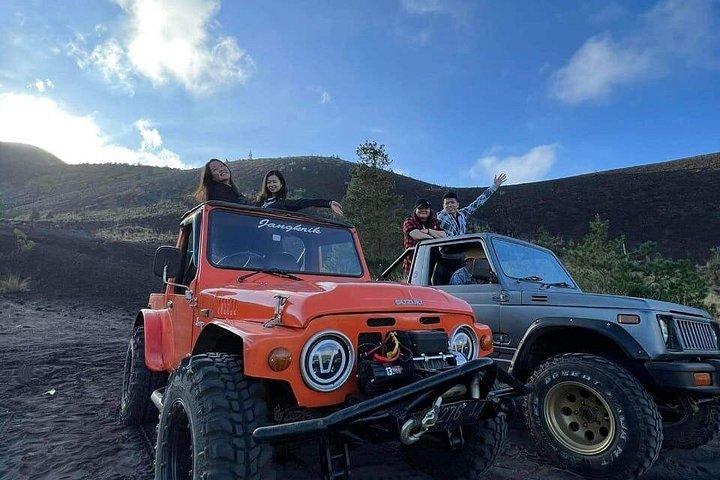マウントバトゥール4x4ジープ日の出とセプン滝ツアー