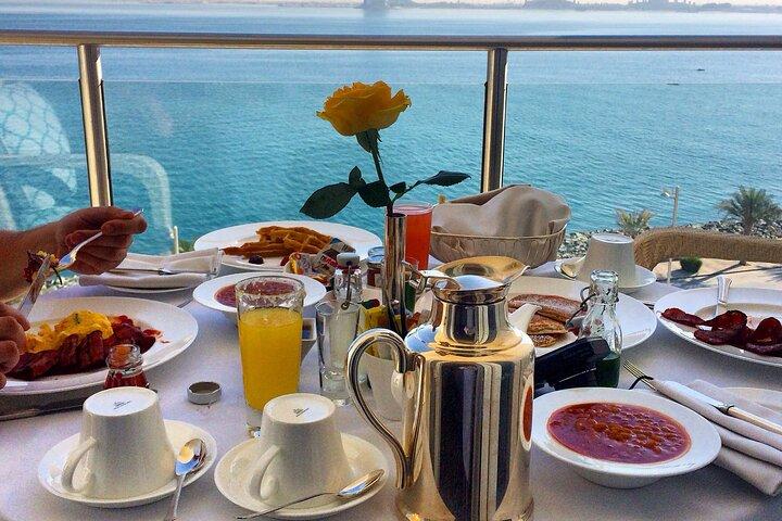 Dubai-Aussicht vom Burj Khalifa: Tickets und Mittag- oder Abendessen
