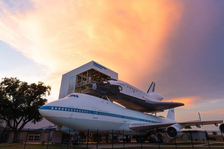 プライベートトランスファーIAH空港からヒューストン宇宙センターガルベストン