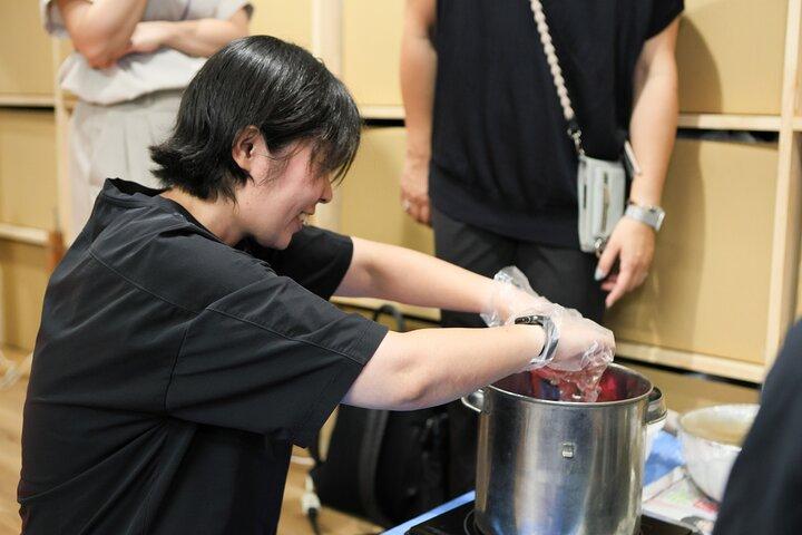 Mini Bag Tie-Dyeing Experience e Tour de Workshop