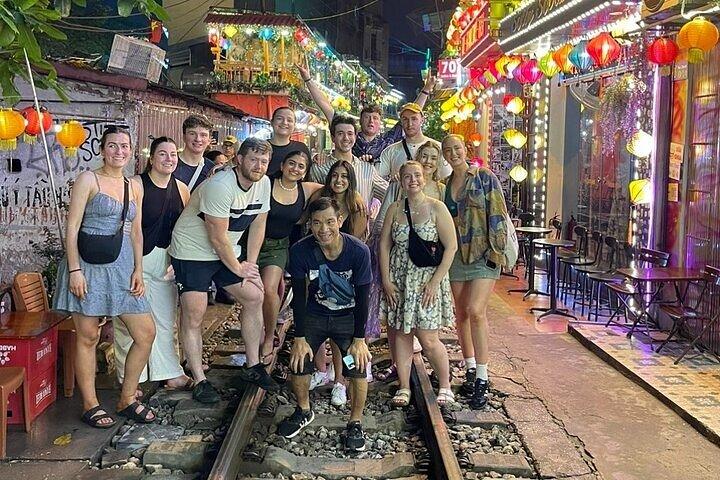Tour di Hanoi Street Food per piccoli gruppi con Train Street
