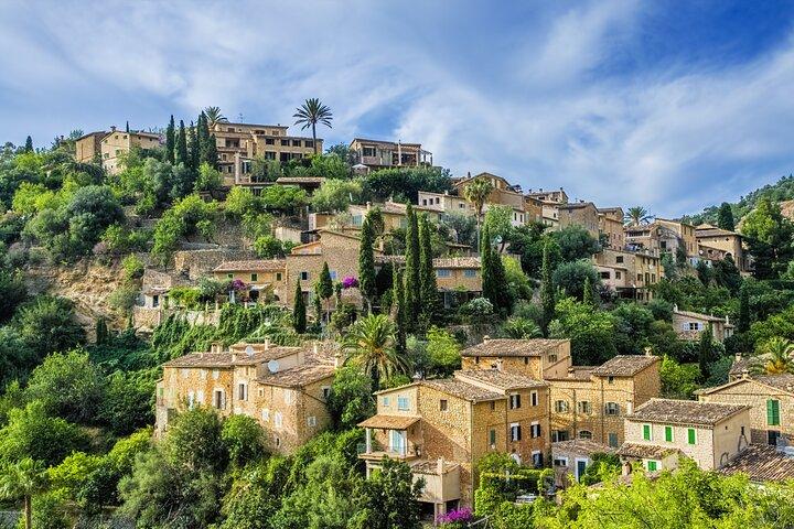 Tour Privado a Valldemossa y Deia